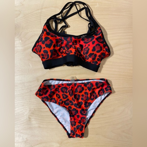 Two Piece Swim Suit size Small (IO) - Picture 6 of 15
